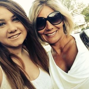 Meet your Posher, Rayette